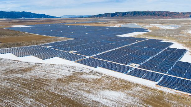 KSLcom's tweet photo. Utah's 1st solar plant among 12 largest in North America

https://t.co/7FX2WlMbq5
Photo: Mike Saemisch/@ScatecSolar https://t.co/sqysTkAfxF