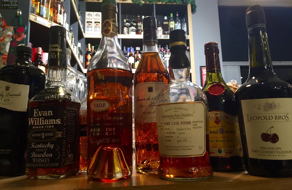 EdVAlex's tweet photo. Lots of lovely liquor for tonight's tasting @whitmorewhite https://t.co/sglIDi6HQ0