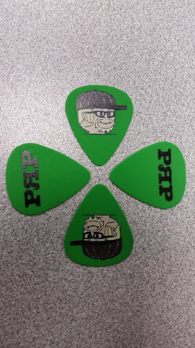 Hey <a href="/PickWorld/">PickWorld</a>: I LOVE my custom picks! They are great for playing &amp; they double as a personalized busniess card!
