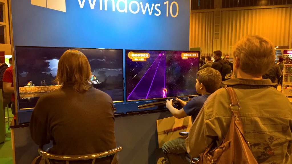 lee_stott's tweet image. @GwayInteractive at #insomnia on both windows10, xbox and overclockers stand with #spectra