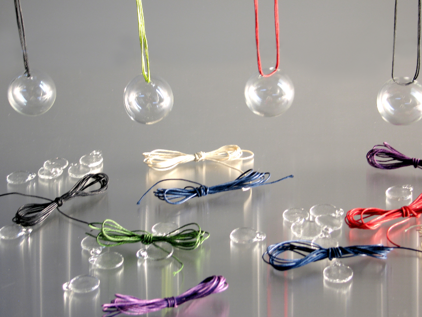 TheLightSign's tweet photo. #colours2015 discover Light Sign #jewelryshopping 
https://t.co/OY3Iphq1Vr https://t.co/x95FC3wKgI