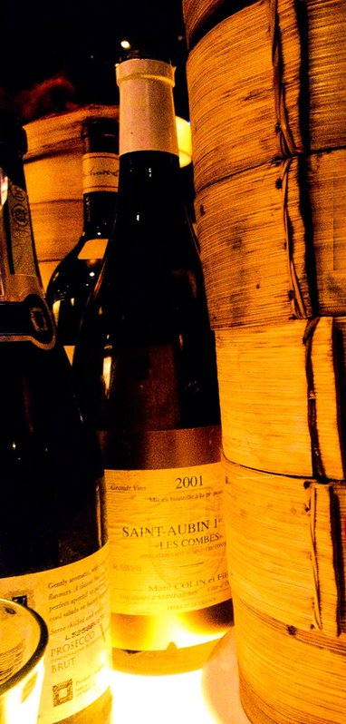 CharlieTFoley's tweet photo. St Aubin in magnum and #dimsum in #soho fleshy fruit, quince, yellow plum and buttermilk oatmeal biscuits #goodwine https://t.co/XYcLjBXSl1