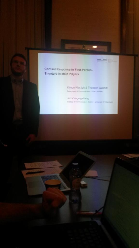 R_Daneels's tweet photo. Last talks of the day @ECREAgames starting with @KieslichKimon about cortisol response of male FPS players #dgrww https://t.co/1ZlFNb6YXp