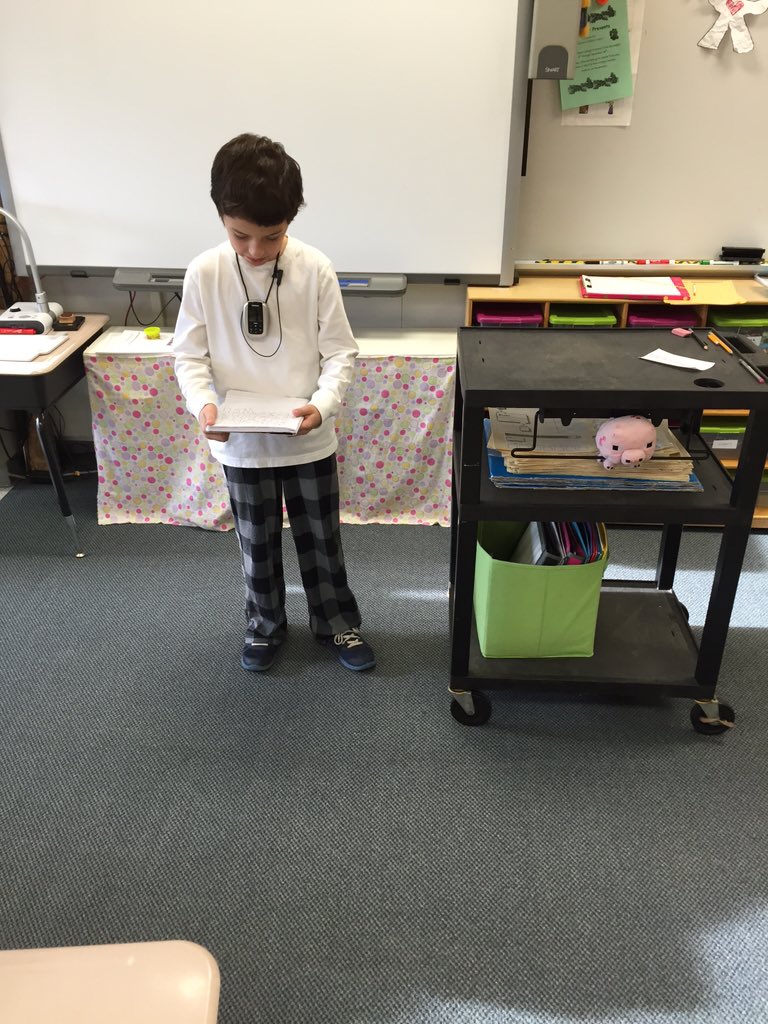 missroth11's tweet image. Bedtime Buddies Day! We wrote stories about our buddies! #frsasd #funwrite #imagination