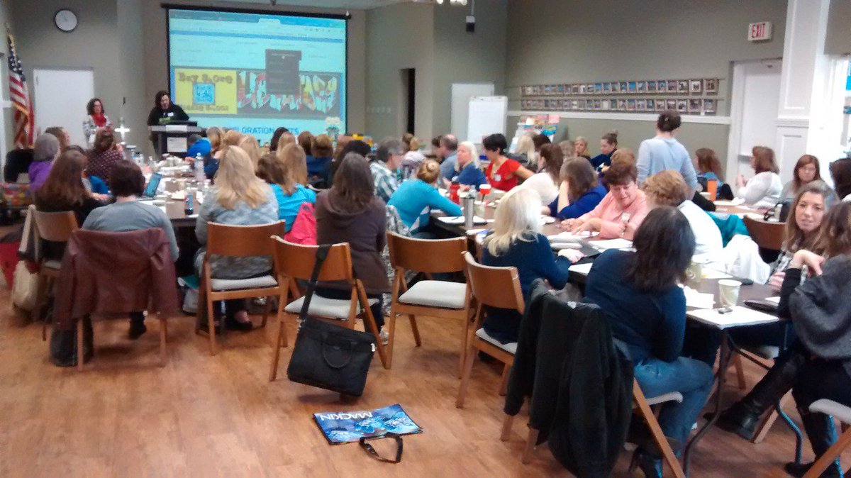 ESBOCES's tweet photo. Librarians @ESBOCES #schoollibrarysystem learn about #makerspace #creativity #learningstrategy https://t.co/uUa0Goedi5