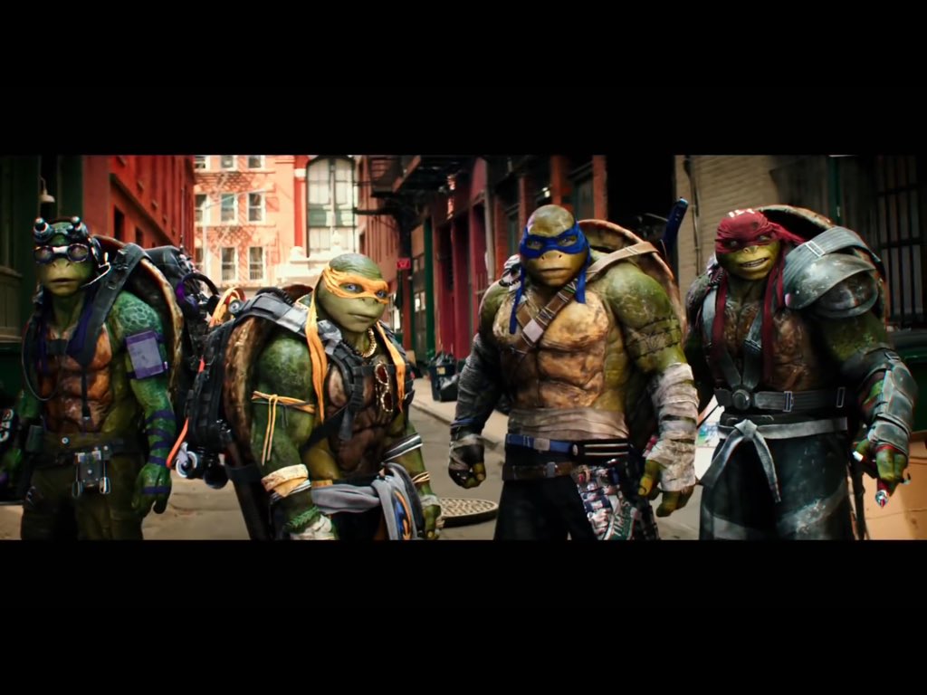 UpulTR's tweet photo. Casey Jones was a surprise. Didn't look at movie articles before. #TeenageMutantNinjaTurtles2 #movies https://t.co/neTIDzpOa8