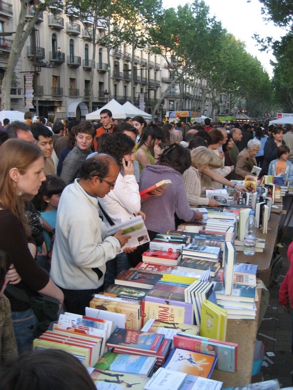 ¡Hoy #Barcelona ha sido declarada Ciudad Literaria por la <a href="/UNESCO/">UNESCO 🏛️ #Education #Sciences #Culture 🇺🇳</a>! ¡Felicidades!