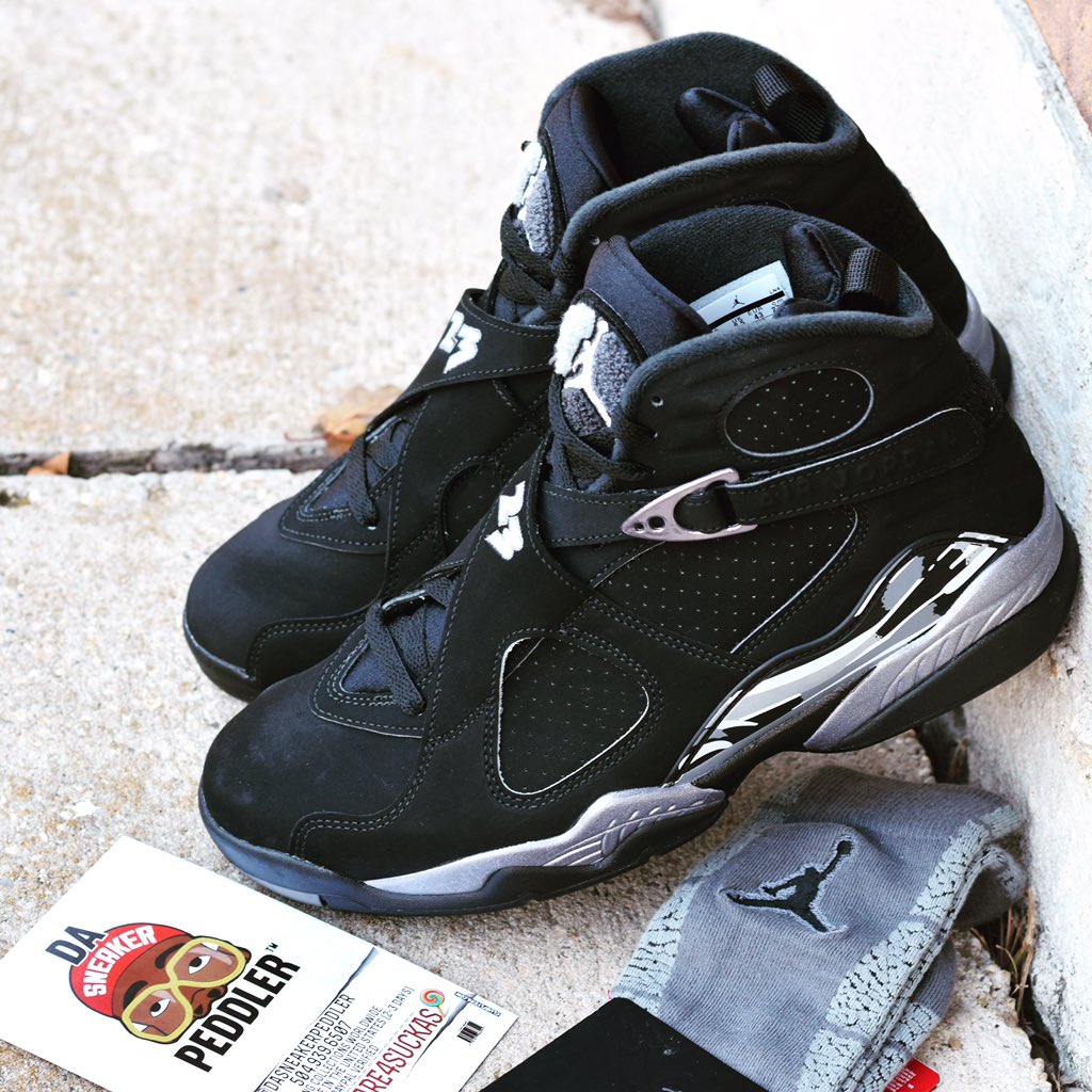 dasneakerpeddla's tweet photo. CHROME 8s ON DECK!! PEDDLER PLAY NO GAMES!!!
(504) 939-6507 
#linesare4suckas https://t.co/Hz1Sk62Gl5