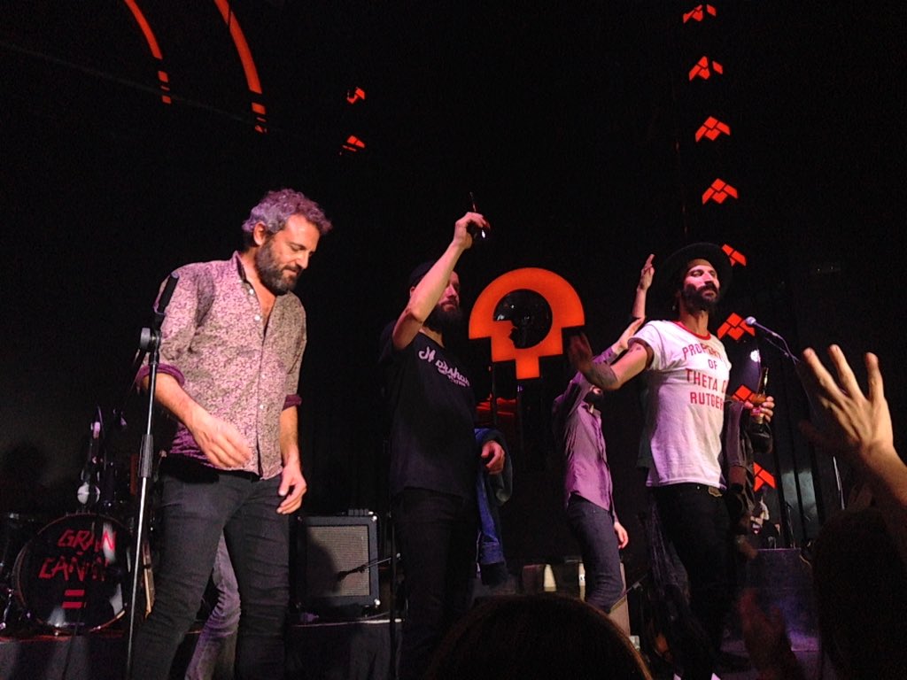 isa_ab94's tweet photo. ¡Menudo 10 aniversario el de @CostelloClubMad!! Genialísima noche de la mano de @GranCanonRock, ¡Sois enormeees! https://t.co/NvSvhRESeO