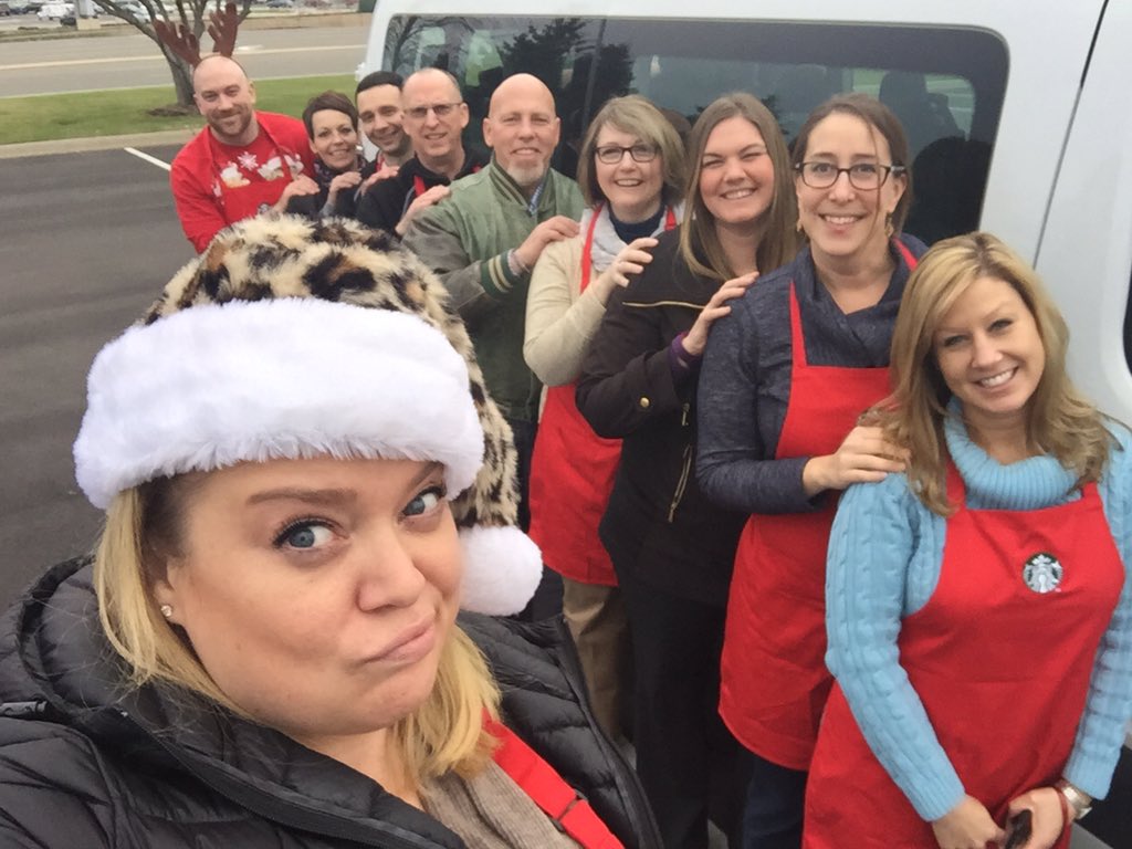 lyssa_beth33's tweet photo. #a126vantour has come to a close.....#whatsthatsmell #mykneeshurt #a126proud #tobeapartner #donkey https://t.co/vZXnC38kxf