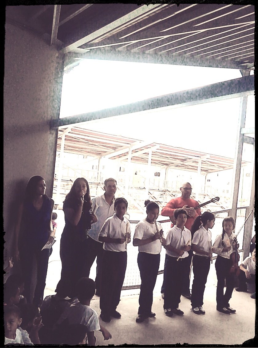 ModJulioVR's tweet image. Cierre Navideño, Música,Diversión,Unión y Paz.