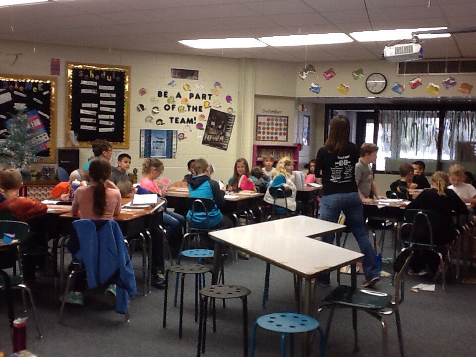 mslabellefourth's tweet photo. Social Studies rocks! 😊 #mphawks https://t.co/U11RqcKR4t