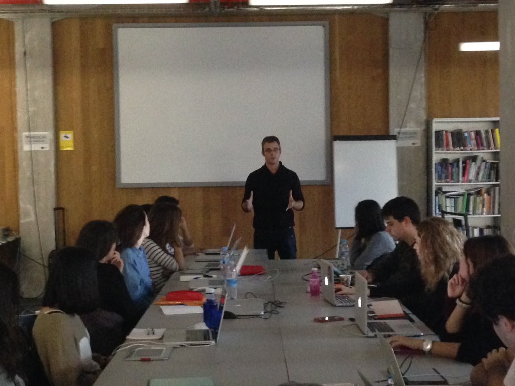 Comienza el taller de <a href="/octaviopv/">Octavio Pardo Virto</a> en @medialabprado 🔠🎉