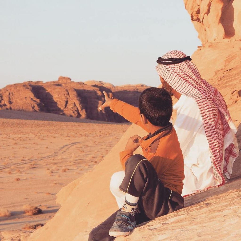 The 'golden hour'. CulturePanda w/@engagingcultures in #WadiRum. ift.tt/1Y8vsHJ