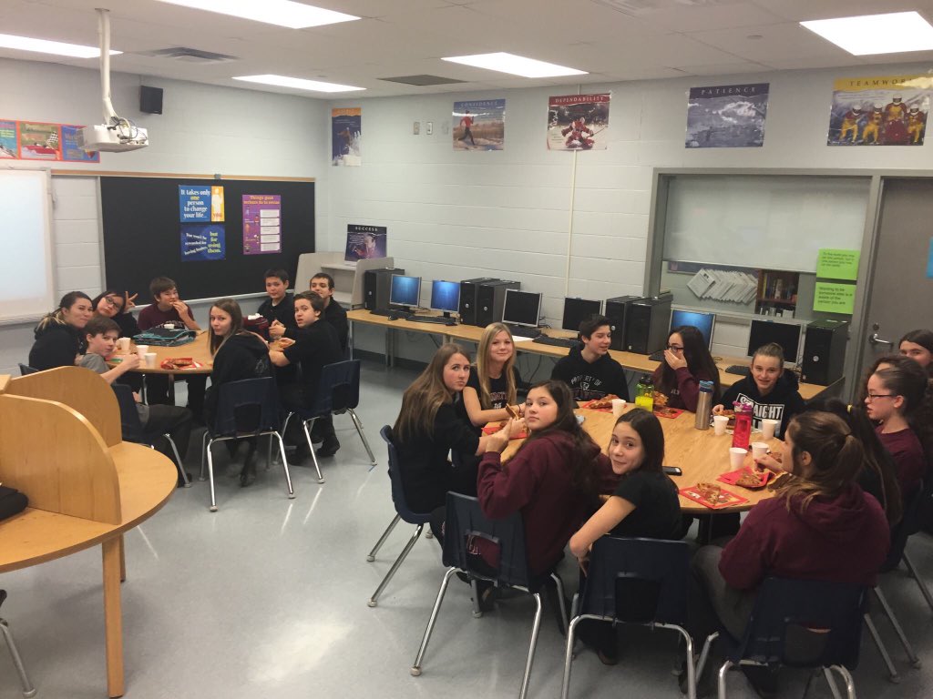 TLC Lunch and Learn - Grade 9's making study tools to prepare for exams. Awesome work students and TLC staff.