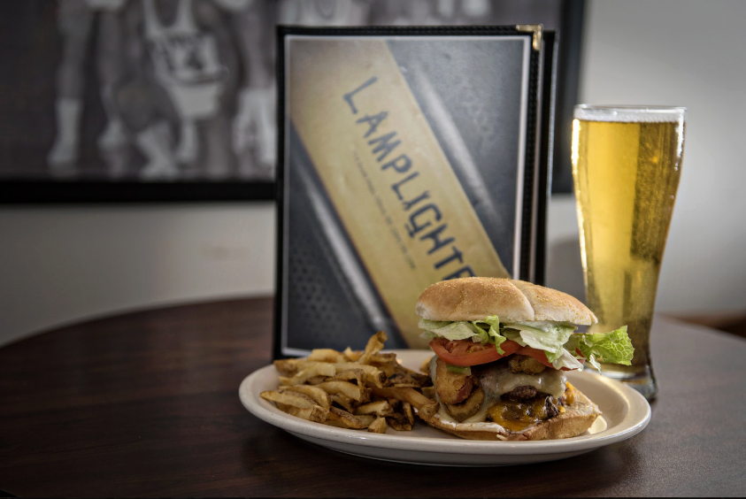 LamplighterOC's tweet photo. Add this combination to your plans this weekend at the Lamplighter, you won't be disappointed! #Olivet #burgers https://t.co/iaWkTMhOId