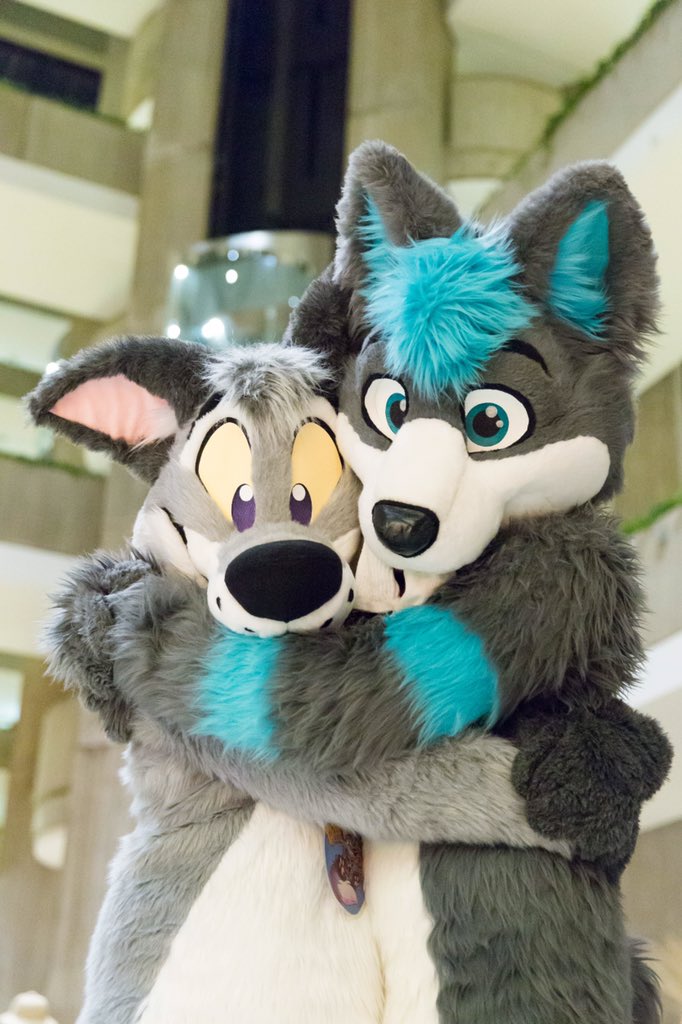 Transatlantic hugs with <a href="/tabbiefox/">Foxiepaws</a> and <a href="/CosmicWuffy/">ᴄ ᴏ s ᴍ ɪ ᴄ</a>. :3 #fursuitfriday #furfest