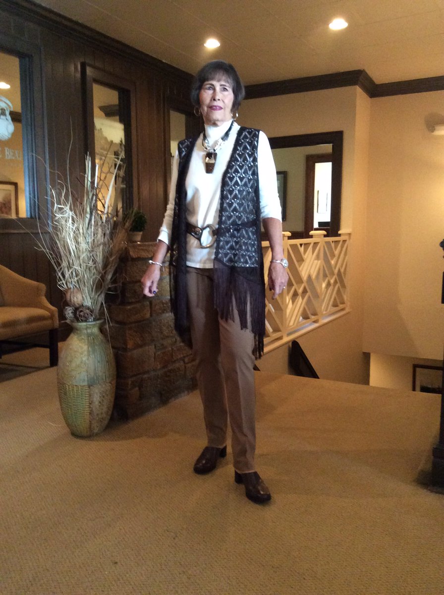 ParkhurstKnits's tweet photo. Recently @LibbysLook in North Carolina had an event where prizes included Parkhurst Pieces! Enjoy for years to come! https://t.co/VWhDeyHAqp