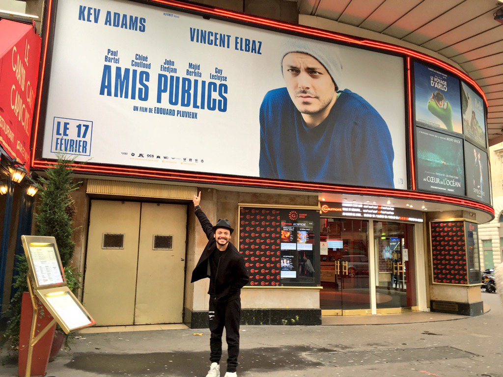 kevadamsss's tweet photo. De retour a Paris ! Trop Hâte de vous montrez ce film !! 
#AmisPublic #Love ��😁😘 https://t.co/HnFJl8uLEG