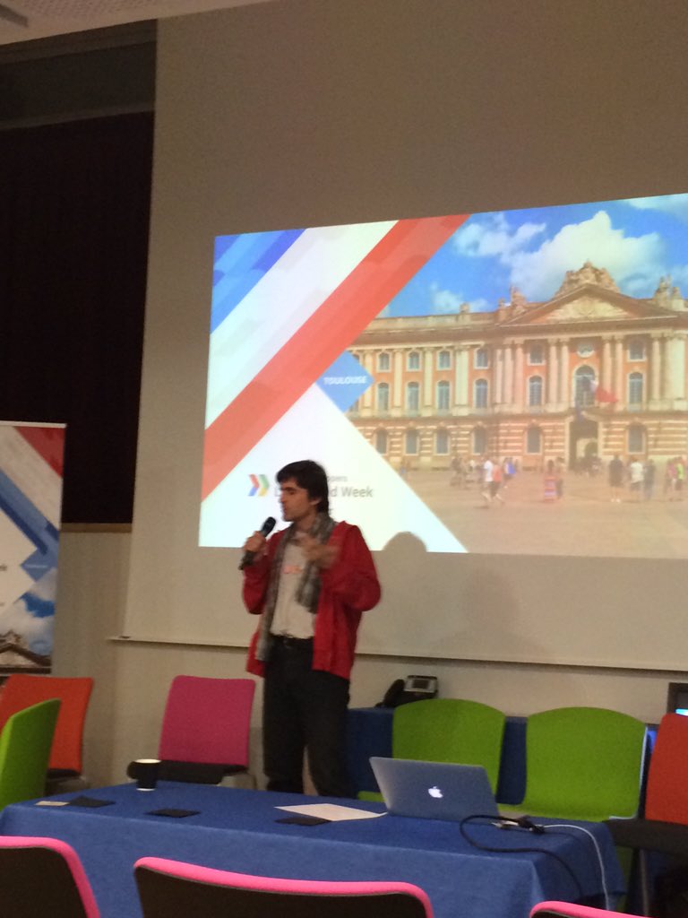 kezacod's tweet photo. Lancement de la soirée de clôture de la @GoogleFrance launchpad avec Philipe Coste de @FrenchTech_Tlse https://t.co/7Vkg0kheKT