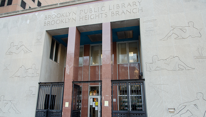 TedGrunewald's tweet photo. Citizens begged "Save Our Library!"
@NYCGreenfield &amp; #BuildDeBlasio's @NYCCouncil sold it.
https://t.co/xGt48RiAw3 https://t.co/UQZ8td5fRl