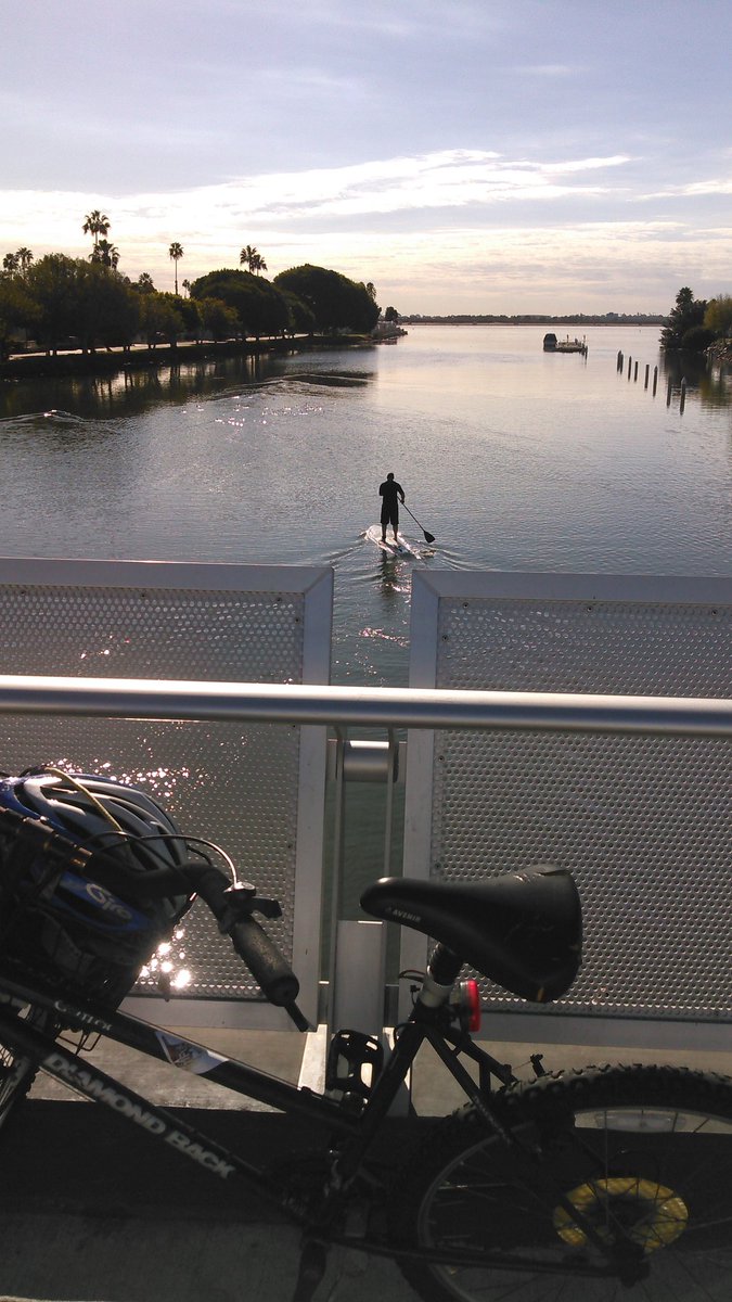 beautifulpb's tweet image. @RoanokeStormH2O WOW! Thanks for the follow. #education push on now. #softInfrastructure