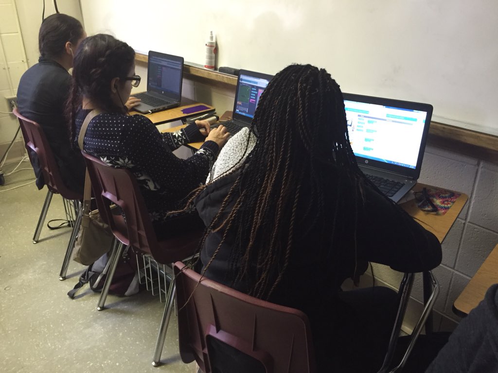 dr_tclements's tweet photo. #103math #hourofcode #jcps @atherton_high https://t.co/SC2z49a92G