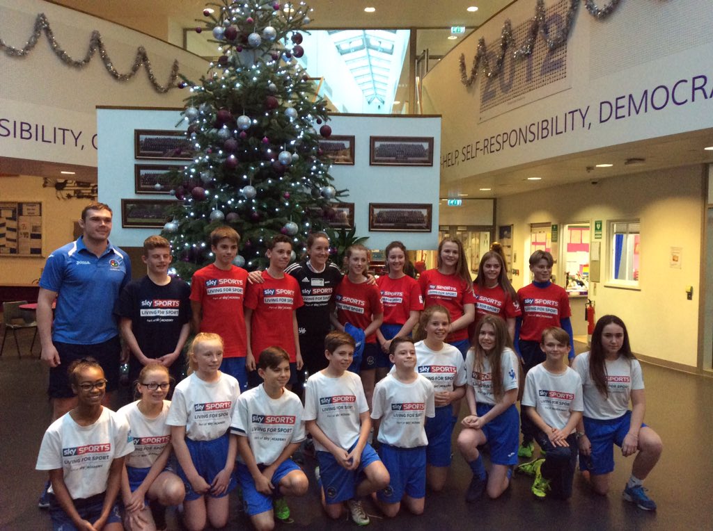 PassmoresPEdept's tweet photo. Thanks @CaseyStoney for visiting today. Truly inspirational #ThisGirlCan https://t.co/mtOcCSBuM8