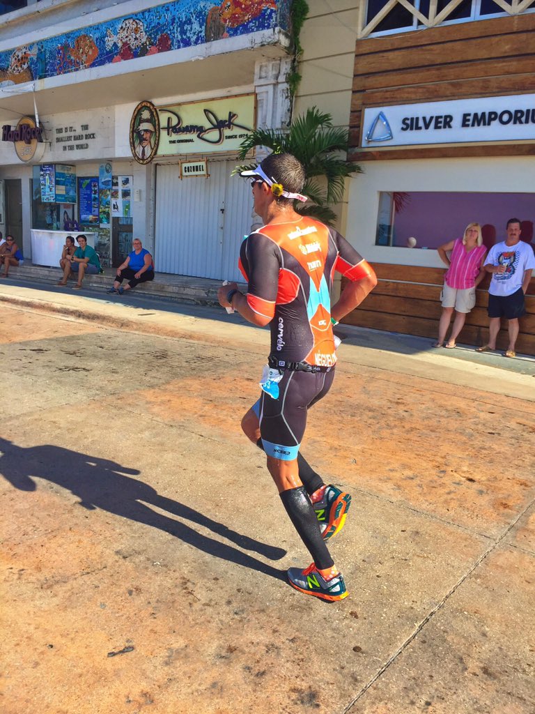 eric_negue's tweet photo. When the going gets tough, the tough get going #makeexcelenthappen #TeamNB @NewBalanceMX https://t.co/Z9Zw4dMaoc
