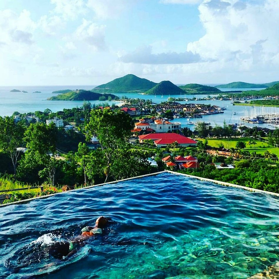 Visitaandb's tweet photo. Happy Friday in paradise.... #FallInLove365 #LoveAntiguaBarbuda https://t.co/n8KaaFIsOj
