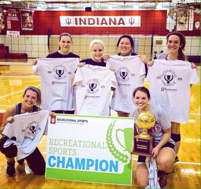 IURecSports's tweet image. Congrats to the 2015 Intramural Women&apos;s Volleyball Champions: Sets on the Beach! #TheyCanDigIt