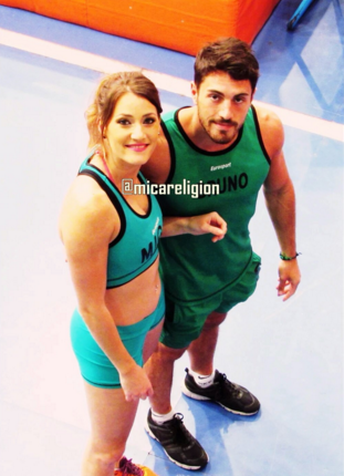 pheebskru's tweet photo. #HoyYSiempreATuLadoViciconte  YA HICIMOS TT 

#SonFuertesUNIDOSBrunaela 
HAGAMOSLO TT JUNTAS MICAELISTAS . https://t.co/v2X3suwGb0