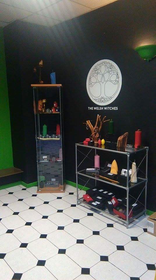 TheWelshWitches's tweet image. #magicforeveryone #handmadeinaberdare