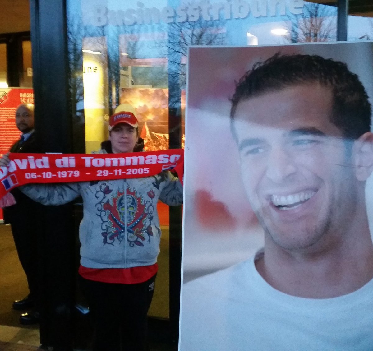 Mellisje32's tweet photo. #DavidDiTommaso #Dito #dito4ever #fcutrecht @fcutrecht #UUUUUUUUU #BunnikSide #MemorialDay https://t.co/Tv35ZK8xV7