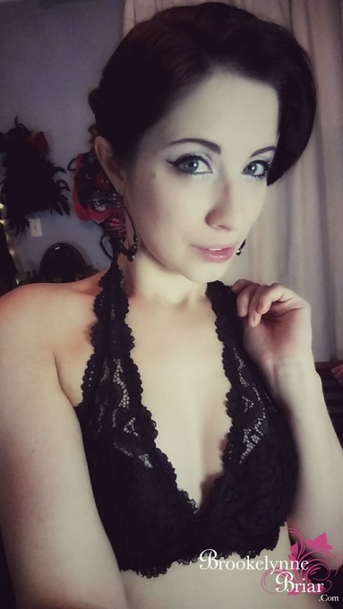 On cam now on #MFC  Get all 25 of my profile vids for 999: https://t.co/byJBmiKCqi  This sale ends tomorrow<a href="/tag/mfc"class="tags">#MFC</a><a href="/tag/tmblr"class="tags"><span>#tmblr</span></a>