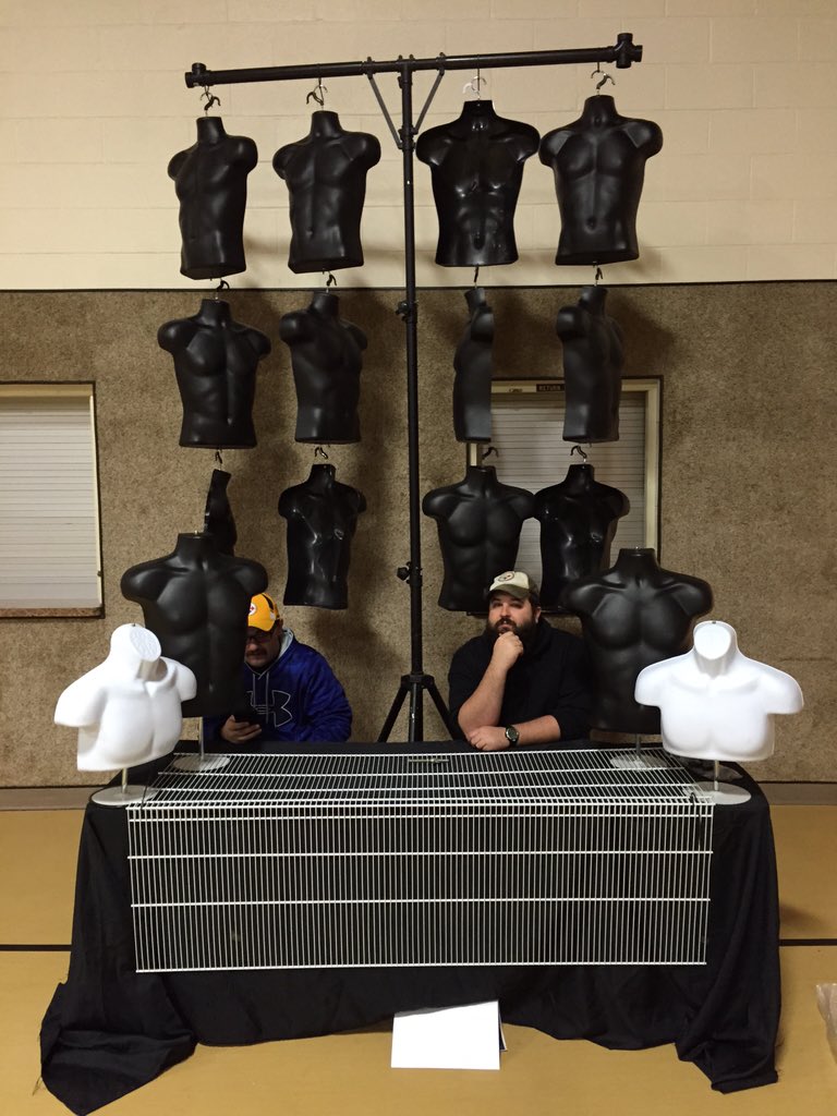 lifemerchstore's tweet photo. Working on out booth setup for local vendor spots #pittsburgh #conlife #life2016 #cmalliance https://t.co/z4bFJQnhhW