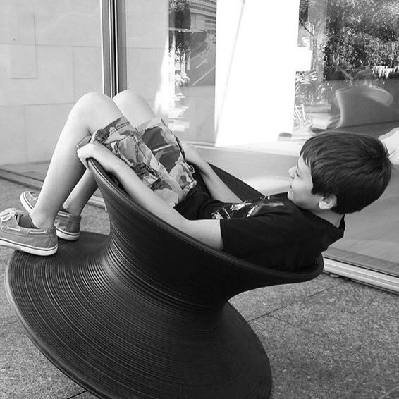 nashersculpture's tweet image. It&apos;s #SpunDay &amp;amp; we&apos;re sharing Spun Chair 📷 (old &amp;amp; new) w/ @cooperhewitt &amp;amp; @hammer_museum. Last day to spin; tag us!