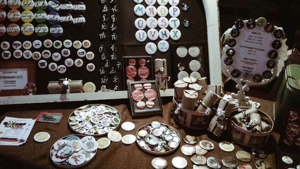 Awesome to see my friends <a href="/TheButtonPush/">The Button Pushers</a> here <a href="/Holiday_Marche_/">Holiday Marche</a> @CasbahHamilton! #HamOnt