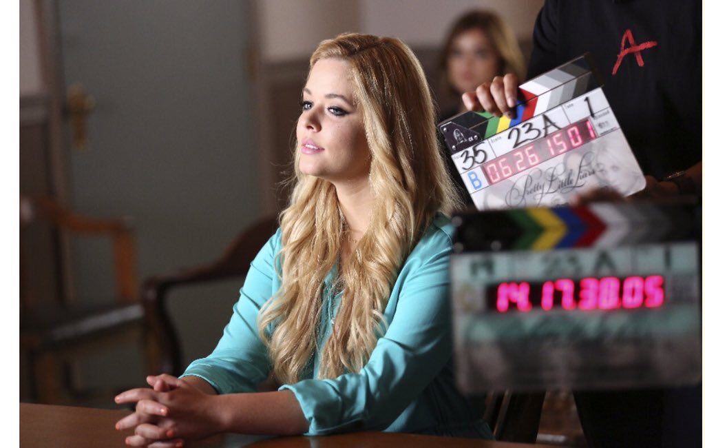 lady_terp's tweet image. Behind the scene #pll #PLL6B #pll6b #PLL5yearsforward