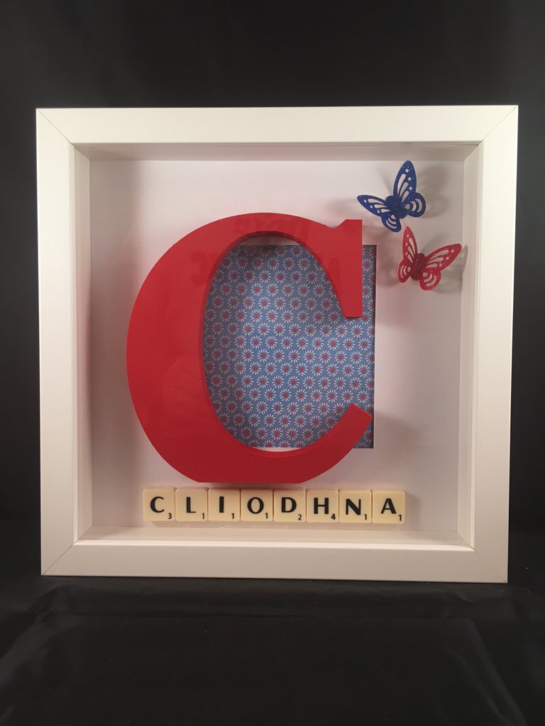MadeByMolly's tweet photo. Personalised Letter Frames just £15!
#CraftHour #MadeByMolly https://t.co/MBxsRSgxLA