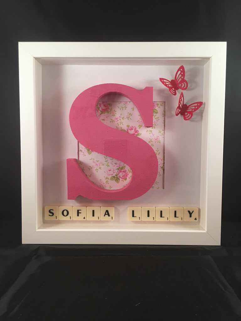 MadeByMolly's tweet photo. Personalised Letter Frames just £15!
#CraftHour #MadeByMolly https://t.co/MBxsRSgxLA