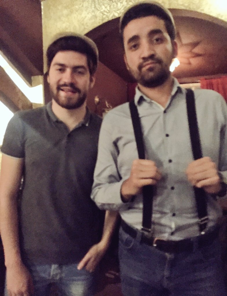 Aynosealindo's tweet photo. ¡Paren todo! Llegaron las fotos de #HendricksSecretRoom https://t.co/l6mxoKEyqp