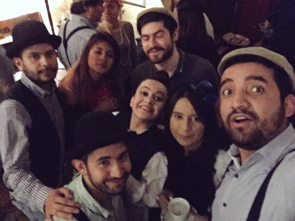 Aynosealindo's tweet photo. ¡Paren todo! Llegaron las fotos de #HendricksSecretRoom https://t.co/l6mxoKEyqp