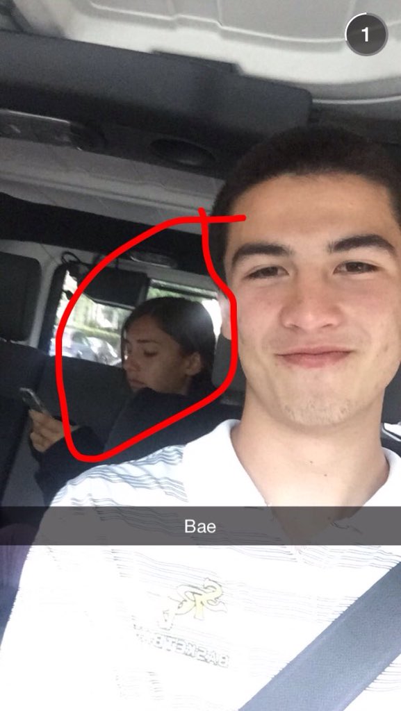 SeanRimarnum34's tweet image. HBD to my favorite member of the Elliott family @taylorelliott__  !!!
Thanks for wearing my jersey at state!!😍😍😍