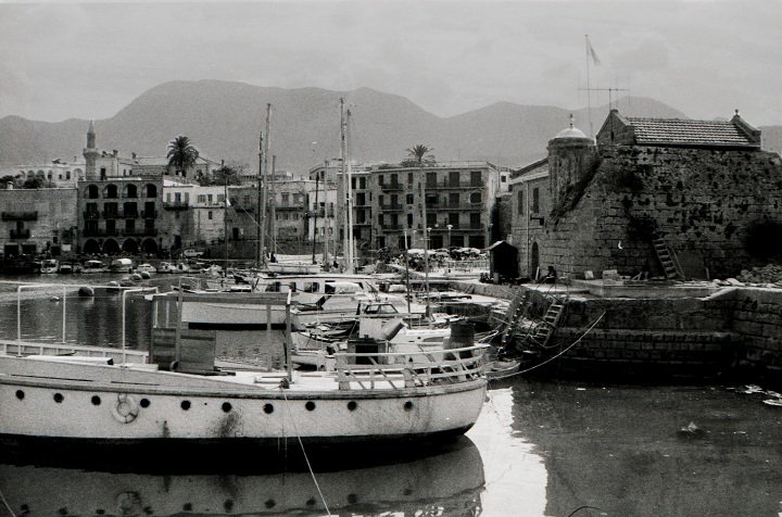 KyreniaReturn's tweet photo. Η ΚΕΡΥΝΕΙΑ ΕΙΝΑΙ ΠΑΤΡΙΔΑ ΜΑΣ. ΔΕΝ ΤΗΝ ΞΕΓΡ��ΦΟΥΜΕ, ΔΕΝ ΤΗΝ ΞΕΠΟΥΛΑΜΕ! #Cyprus #Kyrenia https://t.co/JBm7cwggon