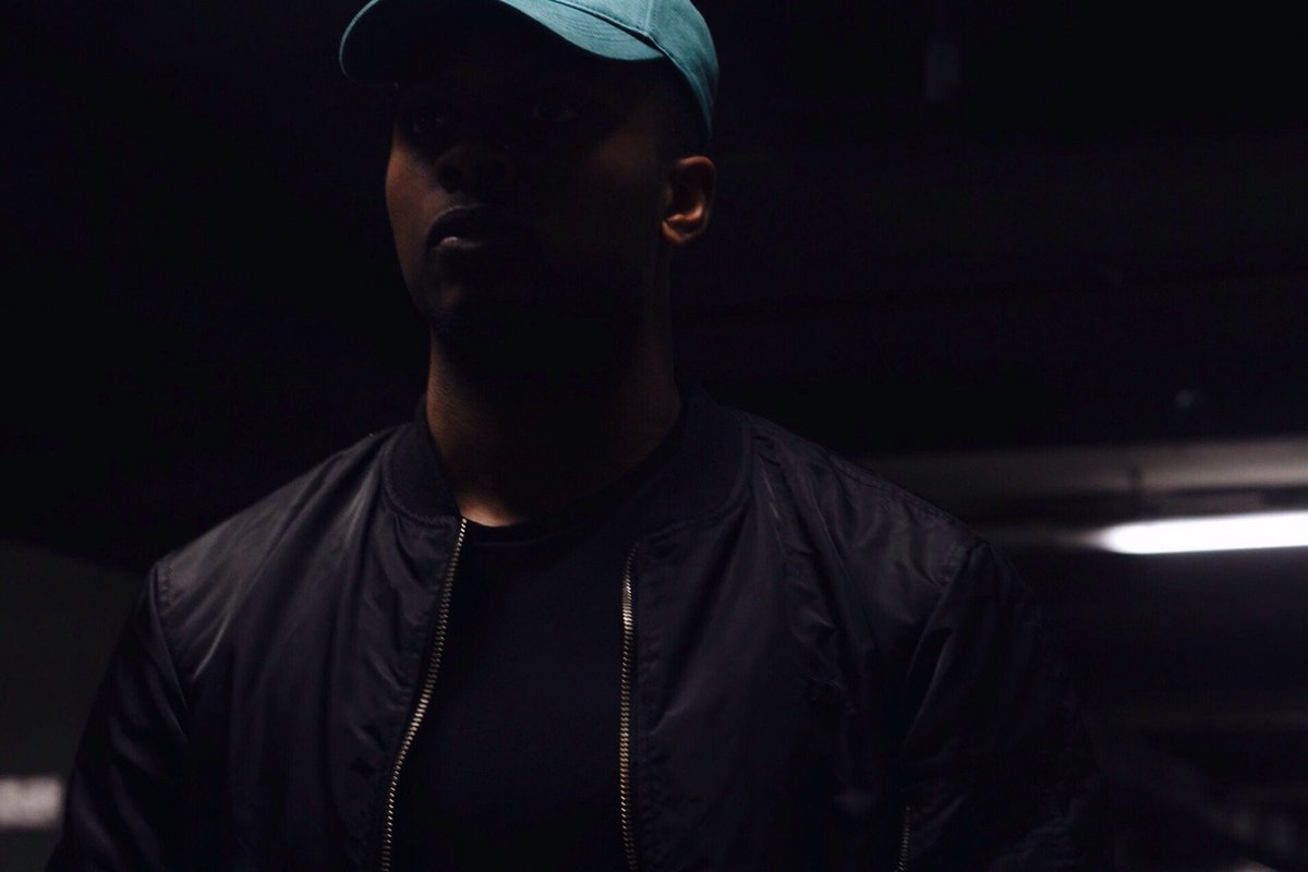 LOSTCULTURE's tweet photo. PREMIERE: KinKai [@elesskyl] – ‘The Piece’ (Video) [#Music + #UK + #HipHop + #Rap] https://t.co/AWseIT3OyQ https://t.co/YpJky818nK