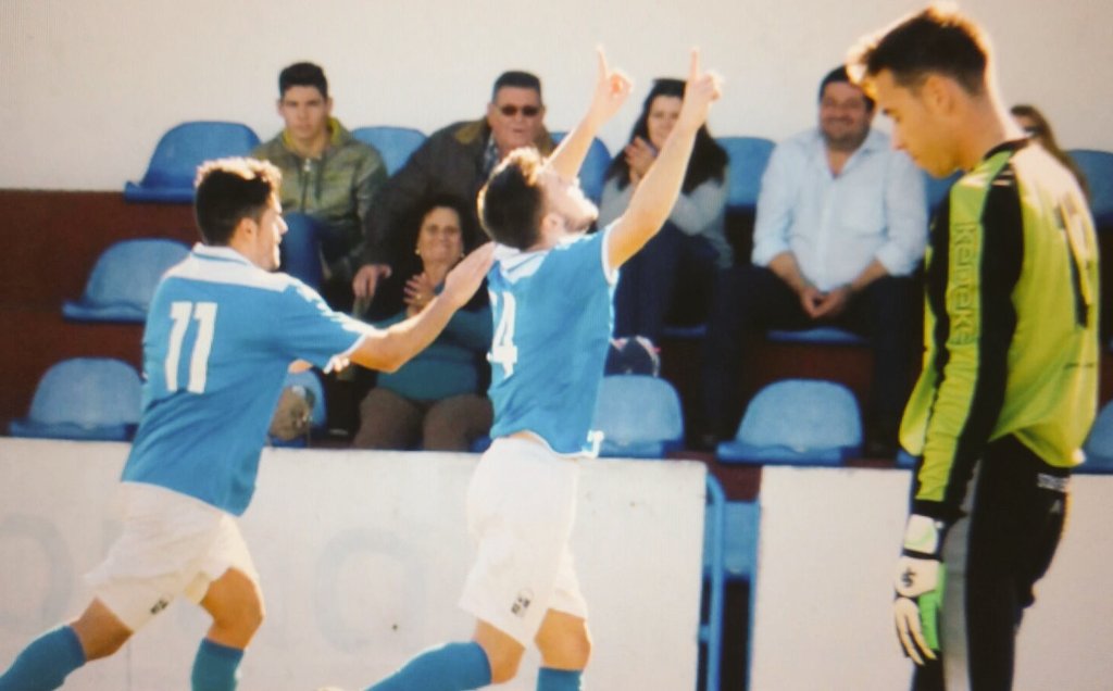 CD_Alhaurino's tweet photo. "Nunca soñamos para conseguir la victoria, trabajamos para conseguirla" #VamosDecano #SoyAlhaurino https://t.co/6HKgsYyH4j