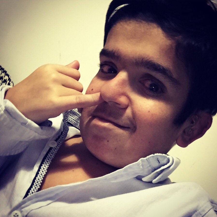 mistersmileoff's tweet image. @AssoMagev @Sandralou @FITNProject #FingerInTheNose #Vaincre #Cancer bonne cause face à la terreur cette maladie M..