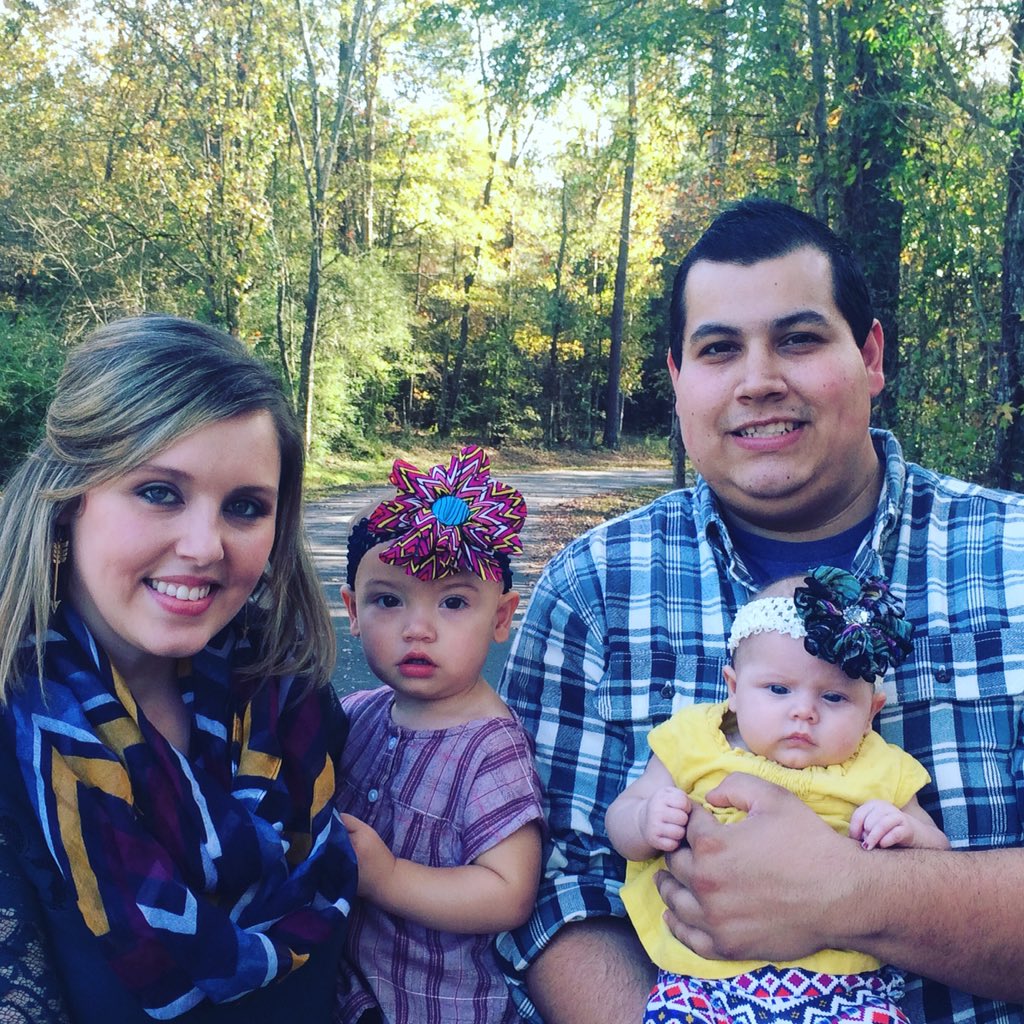 MrsQu88's tweet photo. What a Beautiful life God has given me. #blessedbeyondmeasure https://t.co/DbB80SiDwQ