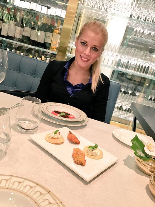 Beautiful weekend in Milano, now on the way home 😘😍👄 https://t.co/4YlzYyp12z<a href="/tag/lastweek"class="tags"><span>#lastweek</span></a>